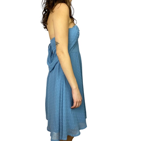 Lulu's Light Blue chiffon Off the Shoulder Knee Length Dress Medium - Picture 8 of 10